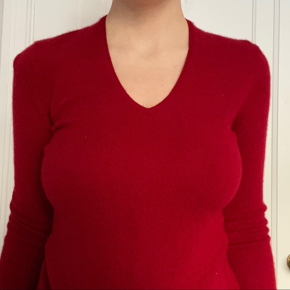 red cashmere vneck - Picture 7 of 12